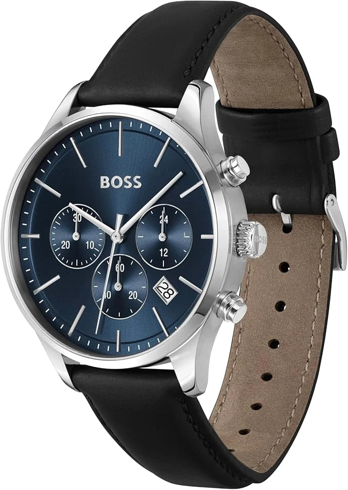 Hugo Boss 1514156 angled view – blue chronograph dial with silver subdials, polished stainless steel case and black leather band – modern design by HEY WATCH.