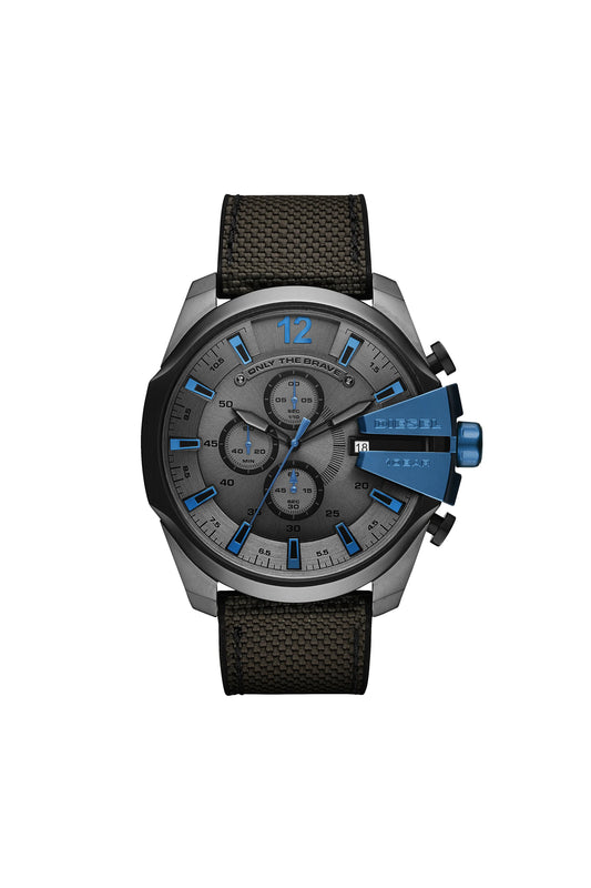 Diesel DZ4500 men's watch front view – bold black dial with red accents, oversized case, and stainless steel bracelet – dynamic style from HEY WATCH.