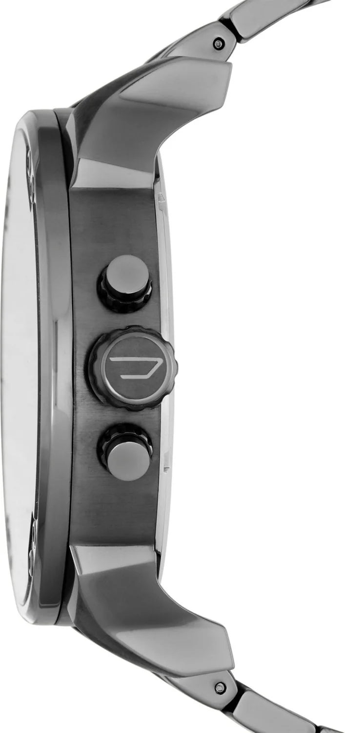Diesel DZ7331 side profile – thick black and gold-tone stainless steel case with layered construction and textured pushers – bold Diesel identity at HEY WATCH.