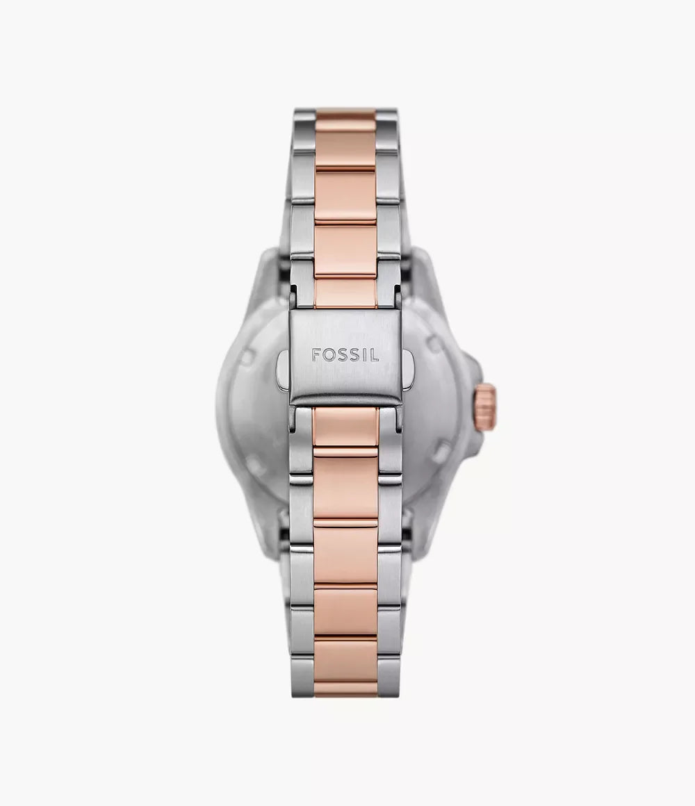 Fossil ES5348 back view – solid stainless steel caseback and two-tone bracelet with fold-over clasp, engraved with Fossil logo – timeless style from HEY WATCH.