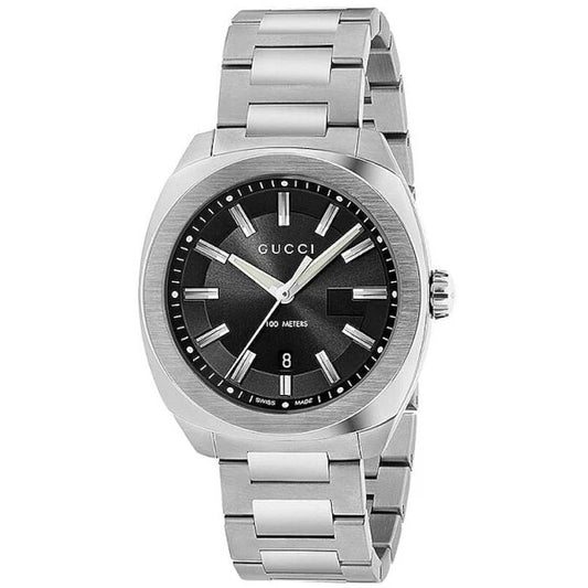 Gucci YA142301 men’s watch with black dial, silver stainless steel case and bracelet – 38mm Swiss Made timepiece available at HEY WATCH.